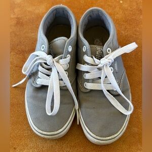 Vans | Women’s Gray Canvas Sneakers | Size 6